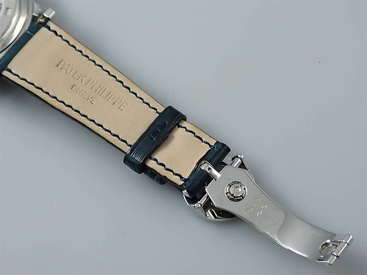 パテックフィリップ コンプリケーション クロノグラフ Ref.5070P-001 プラチナ ブルー文字盤