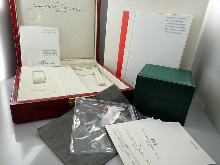 IWC ダ ヴィンチ パーペチュアルカレンダー クロノグラフ ラトラパンテ Ref.3754-003 ホワイト文字盤 中古 KF552710
