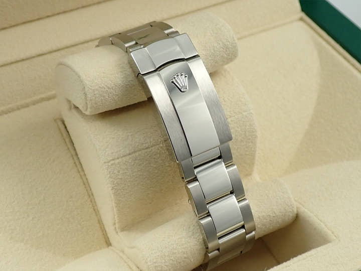 ロレックス デイトジャスト41 Ref.126300 ステンレススチール スレートローマン文字盤 オイスターブレスレット