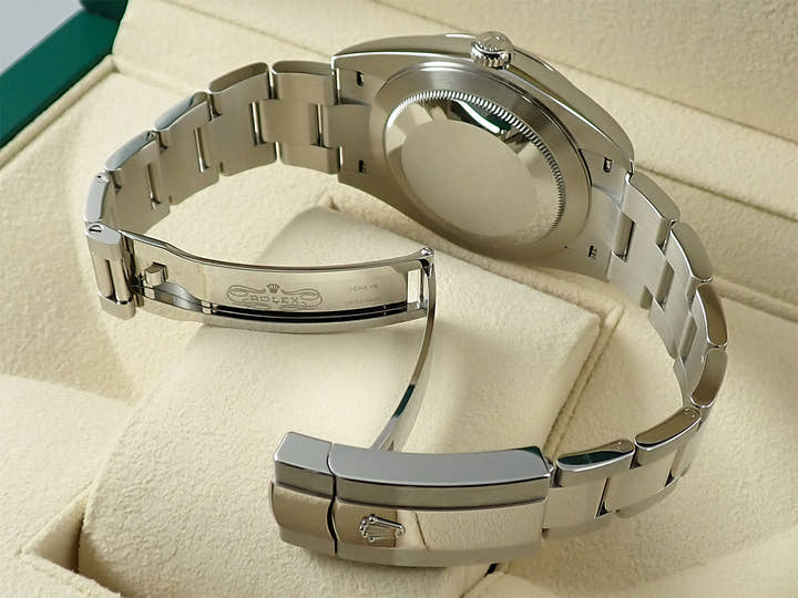 ロレックス デイトジャスト41 Ref.126300 ステンレススチール スレートローマン文字盤 オイスターブレスレット