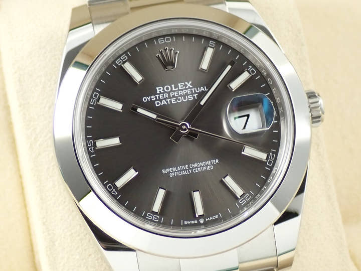 ロレックス デイトジャスト41 Ref.126300 ステンレススチール スレートローマン文字盤 オイスターブレスレット