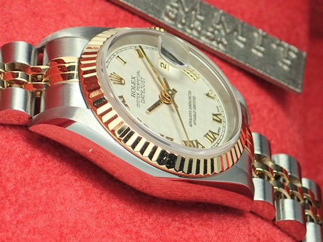 Rolex Datejust Pyramid Roman Ladies