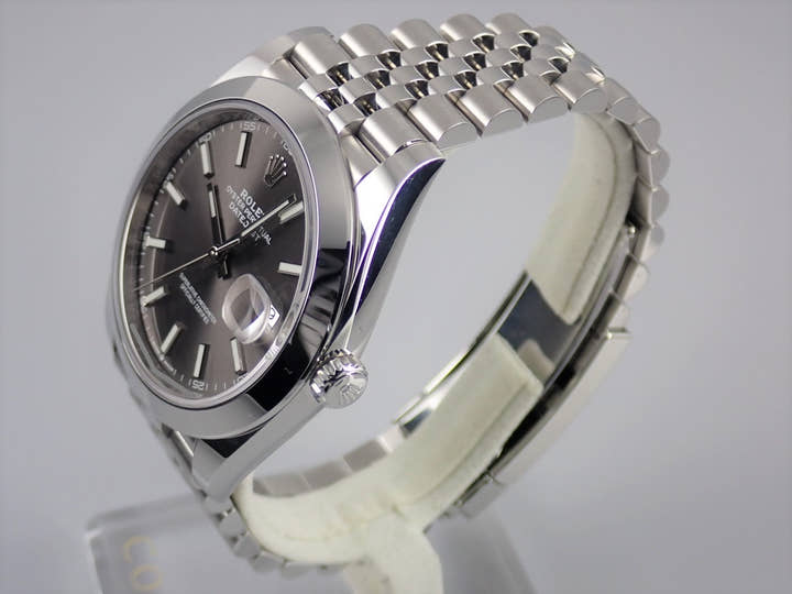 ロレックス デイトジャスト Ref.126300 ダークロジウム文字盤 中古 datejust-141 ジュビリーブレスレット