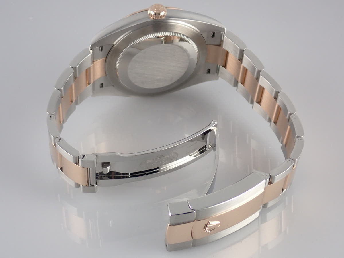 ロレックス デイトジャスト Ref.126331 グレー/グリーン文字盤 中古 datejust-143
