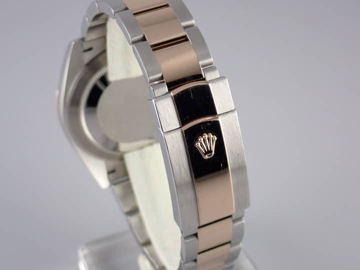 ロレックス デイトジャスト Ref.126331 グレー/グリーン文字盤 中古 datejust-143