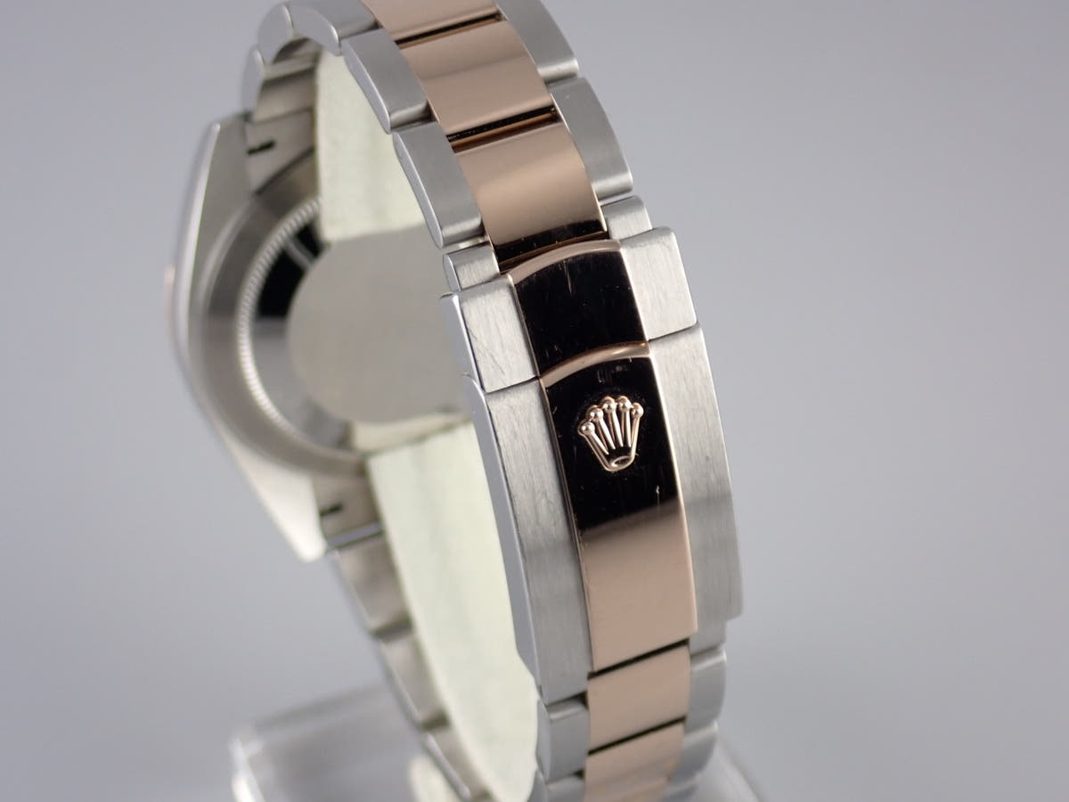 ロレックス デイトジャスト Ref.126331 グレー/グリーン文字盤 中古 datejust-143