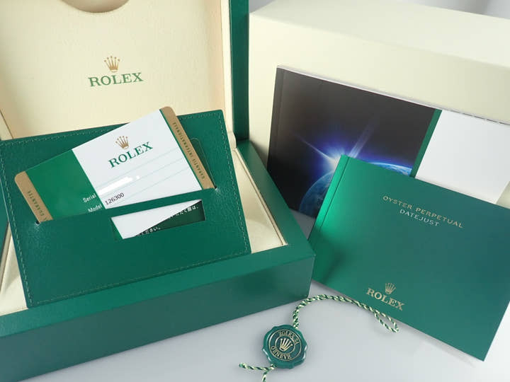 Rolex Datejust Ref.126300 Black Dial Used datejust-145