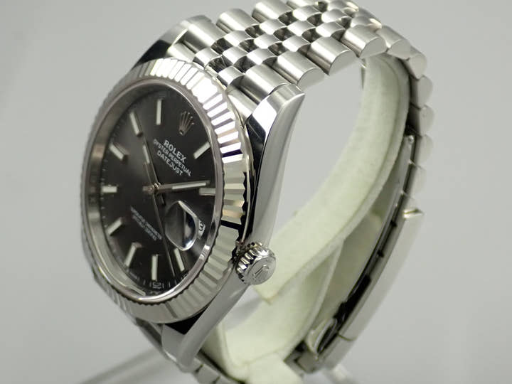 ロレックス デイトジャスト41 Ref.126334 ステンレススチール/ホワイトゴールド スレート文字盤 ジュビリーブレスレット 中古 W0102512