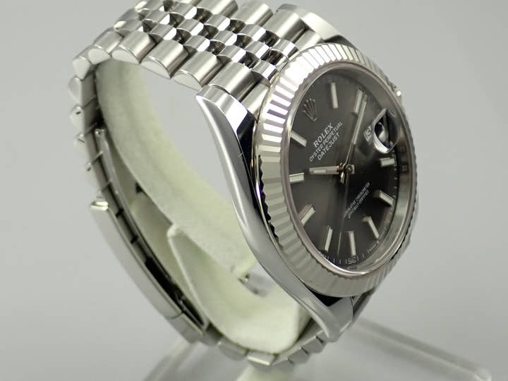 ロレックス デイトジャスト41 Ref.126334 ステンレススチール/ホワイトゴールド スレート文字盤 ジュビリーブレスレット 中古 W0102512