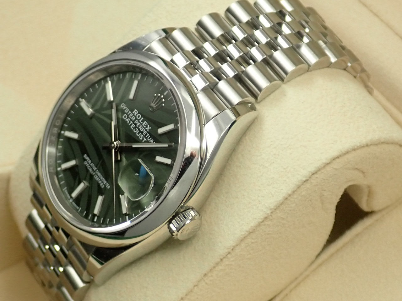 Rolex Datejust 36 Olive Green Palm Motif Dial &lt;Warranty, Box, etc.&gt;