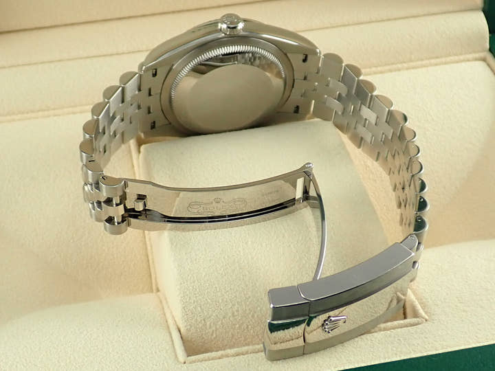Pre-owned Rolex Datejust 36 Ref. 126234, stainless steel/white gold, white Roman numeral dial, Jubilee bracelet.  (40YPLCFC likely refers to an internal reference number or code)