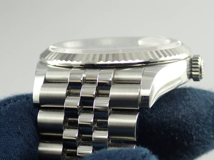 Pre-owned Rolex Datejust 36 Ref. 126234, stainless steel/white gold, white Roman numeral dial, Jubilee bracelet.  (40YPLCFC likely refers to an internal reference number or code)