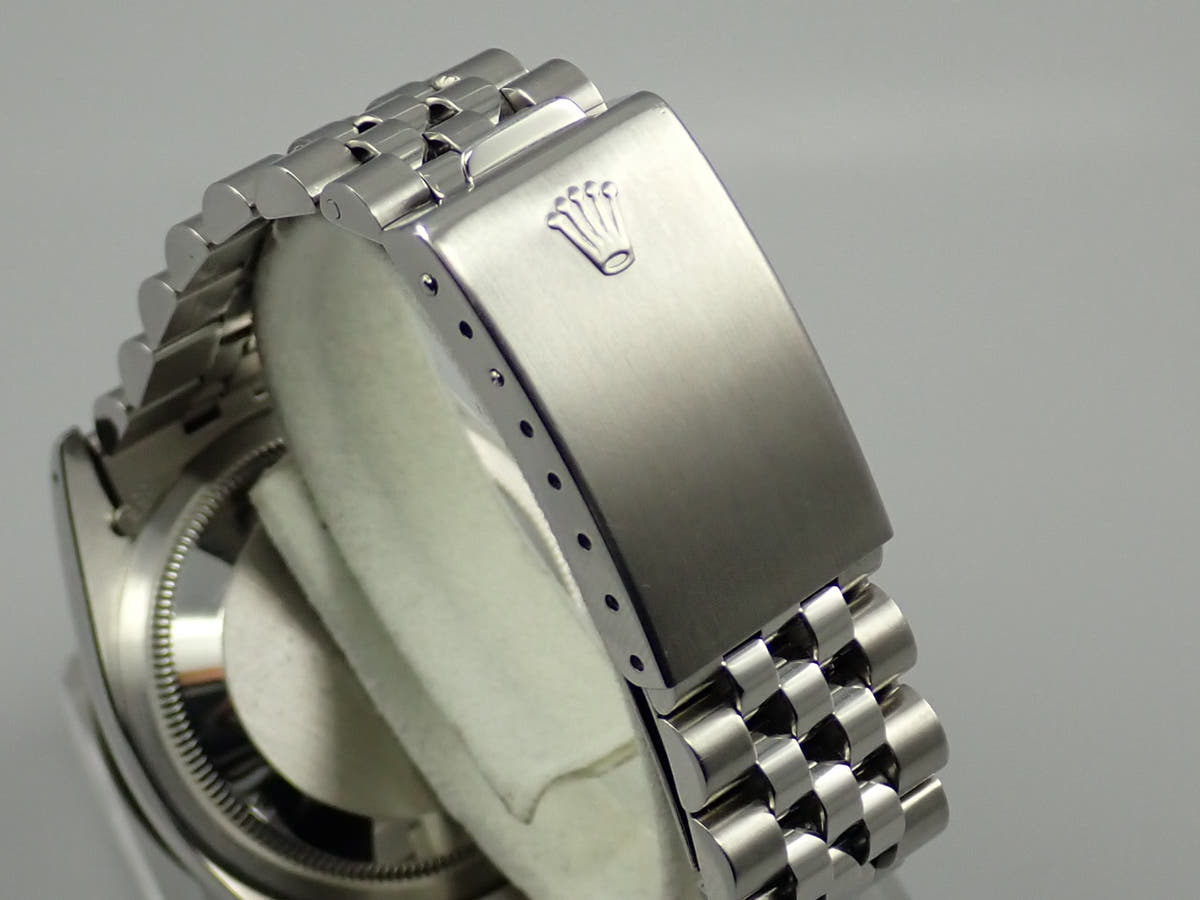 ロレックス デイトジャスト Ref.16234 アイボリー文字盤 美品 M7Y11R83