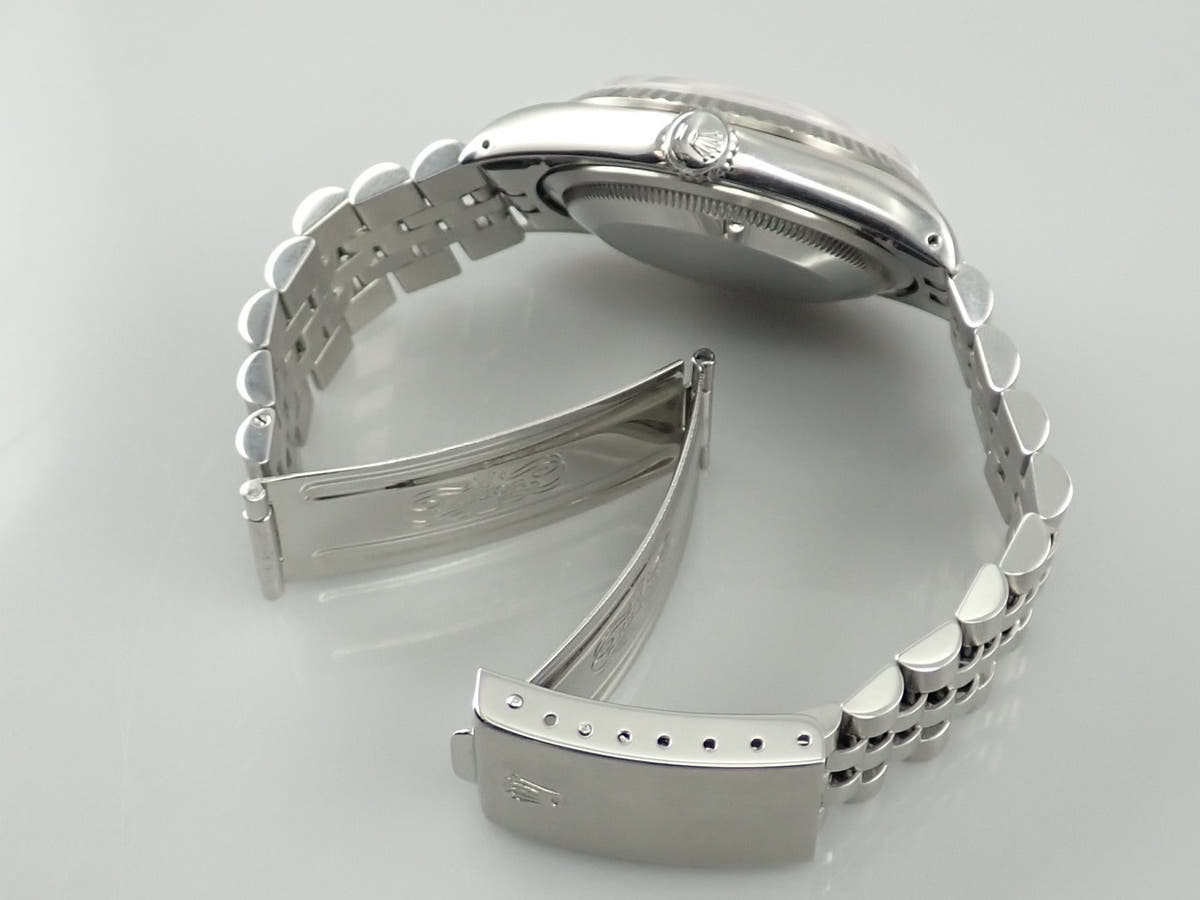 ロレックス デイトジャスト Ref.16234 アイボリー文字盤 美品 M7Y11R83