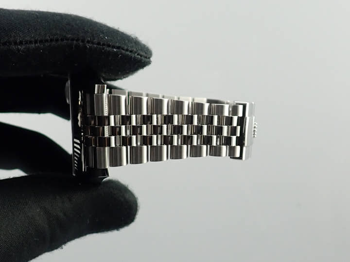 ロレックス デイトジャスト41 Ref.126334 ステンレススチール/ホワイトゴールド スレートローマン文字盤 ジュビリーブレスレット 美品 5AMX9TYJ