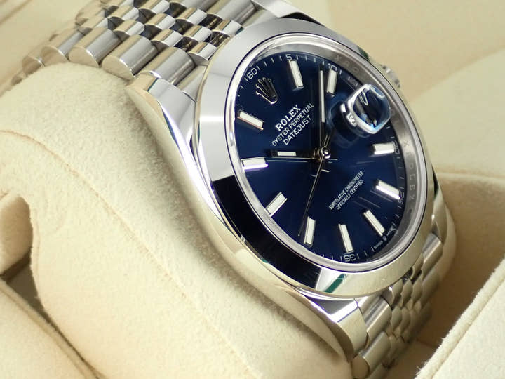 ロレックス デイトジャスト Ref.126300 ブルー文字盤 中古 datejust-172 ジュビリーブレスレット