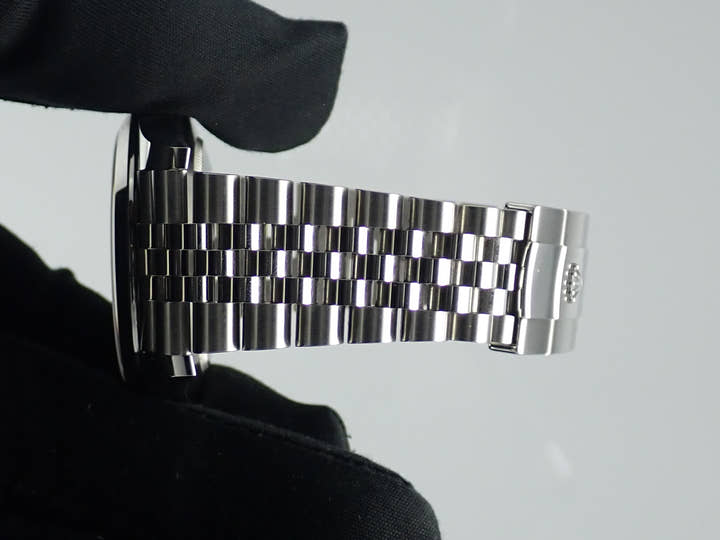 ロレックス デイトジャスト Ref.126300 ブルー文字盤 中古 datejust-175 ジュビリーブレスレット