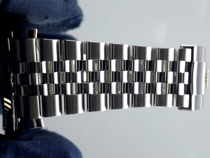 ロレックス デイトジャスト Ref.126334 ブルーローマン文字盤 中古 datejust-200 ジュビリーブレスレット