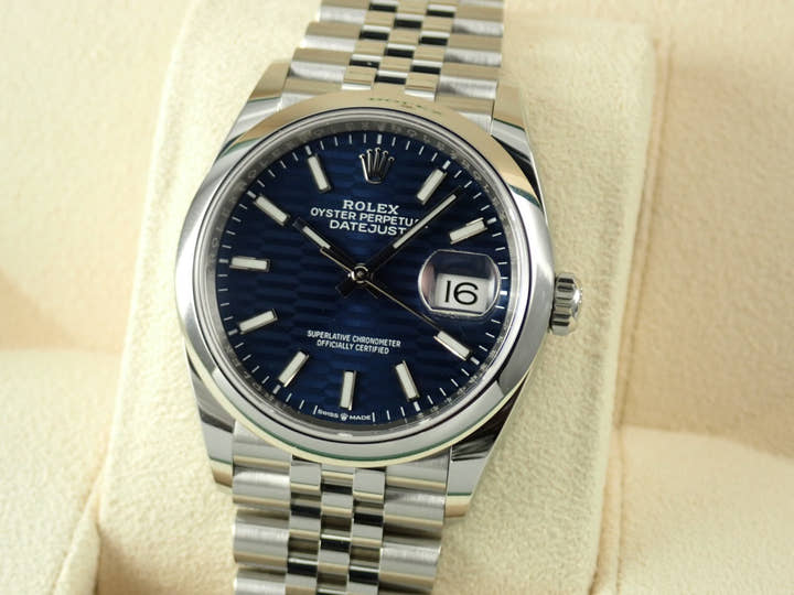 ロレックス デイトジャスト Ref.126200 ブライトブルー文字盤 未使用 datejust-221 ジュビリーブレスレット