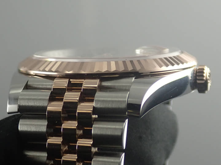 ロレックス デイトジャスト41 Ref.126331 サンダスト文字盤 中古 datejust-223 ジュビリーブレスレット