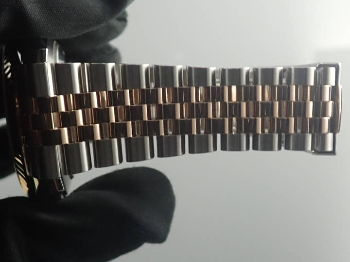 ロレックス デイトジャスト41 Ref.126331 サンダスト文字盤 中古 datejust-223 ジュビリーブレスレット