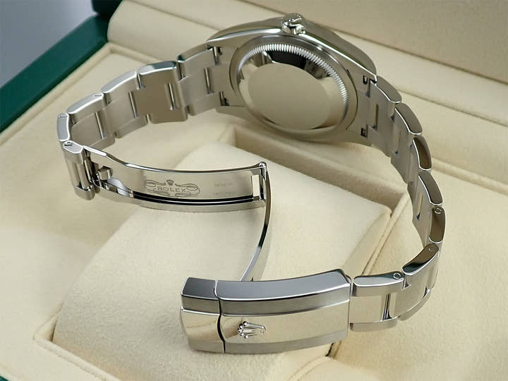 ロレックス デイトジャスト36 Ref.126234 ステンレススチール/ホワイトゴールド シルバー文字盤 オイスターブレスレット 未使用 RS42XSTY