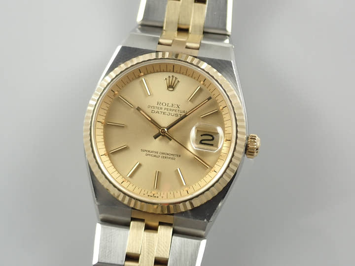 ロレックス デイトジャスト Ref.1630 シャンパン文字盤 中古 datejust-227
