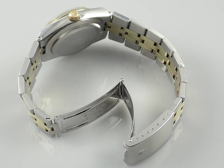 ロレックス デイトジャスト Ref.1630 シャンパン文字盤 中古 datejust-227