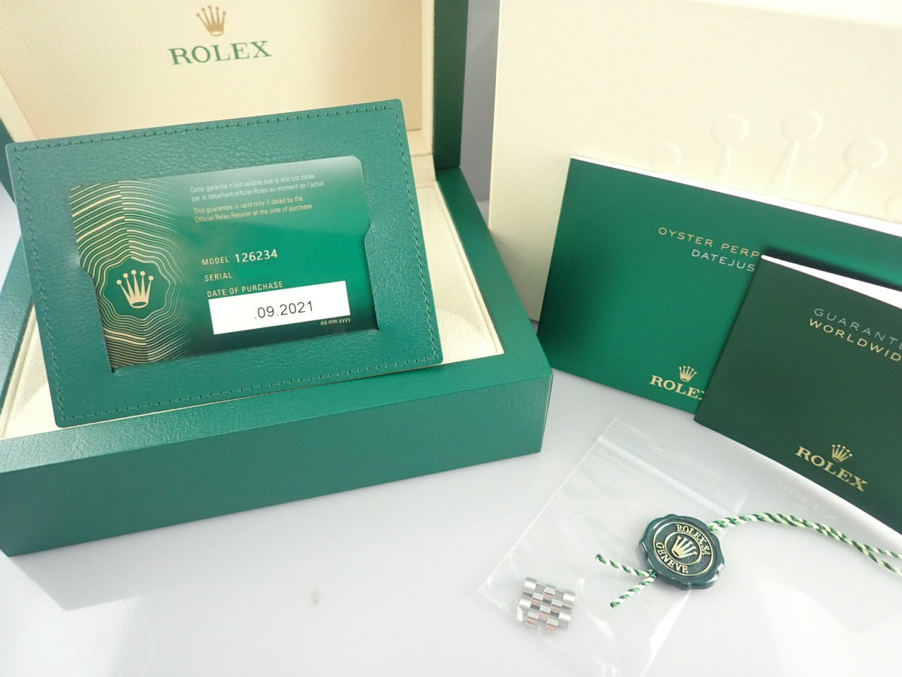 Rolex Datejust 36 Olive Green Palm Motif Dial &lt;New Warranty Card, Box, etc.&gt;