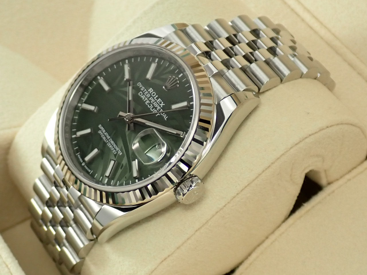 Rolex Datejust 36 Olive Green Palm Motif Dial &lt;New Warranty Card, Box, etc.&gt;