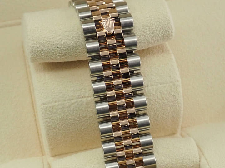 Rolex Datejust 36 [Excellent condition] [New warranty, box, etc.]