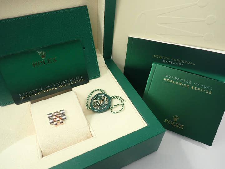 Rolex Datejust 36 [Excellent condition] [New warranty, box, etc.]