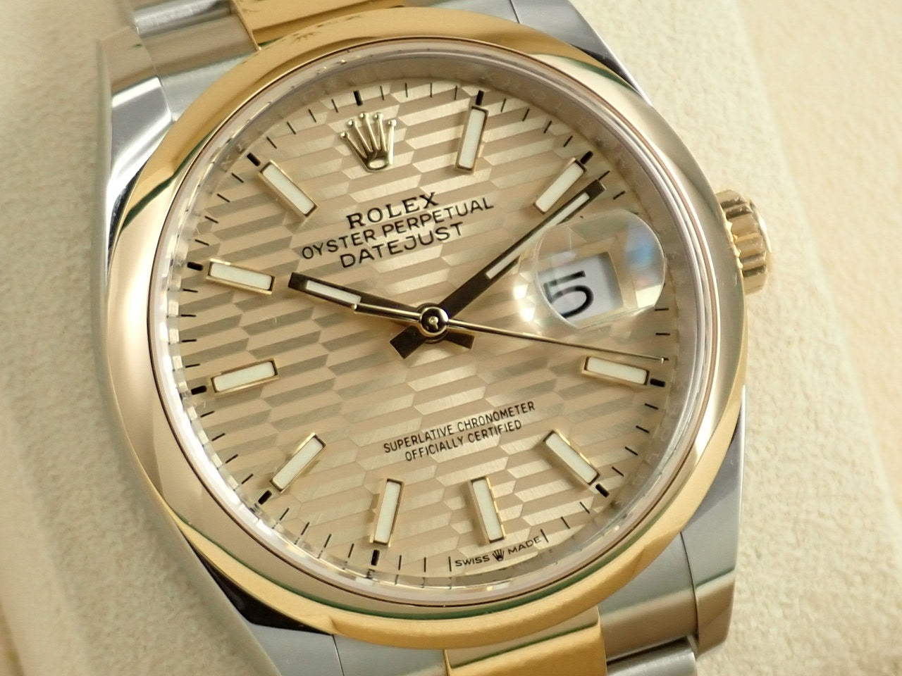 Rolex Datejust 36 Golden Dial &lt;New warranty, box, etc.&gt;