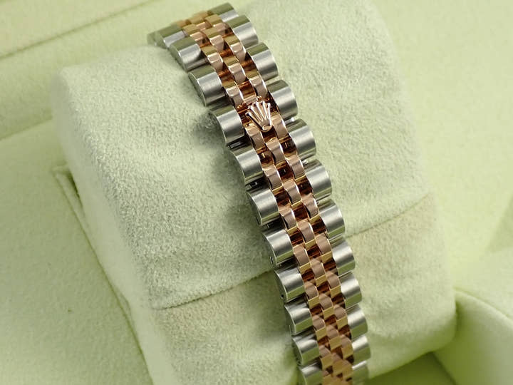Rolex Datejust 28 Ref. 179171 Stainless Steel/Pink Gold Silver Concentric Dial Jubilee Bracelet