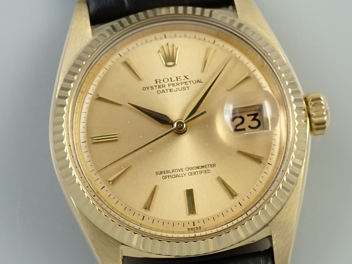 ロレックス デイトジャスト Ref.1601 シャンパン文字盤 中古 4P80Y4LP
