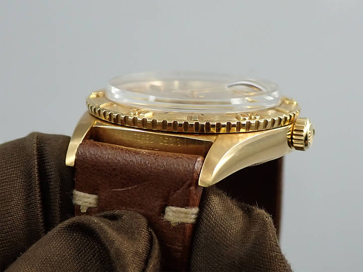 Rolex Datejust Ref. 1625/8 Yellow Gold Champagne Mosaic Dial Leather Strap