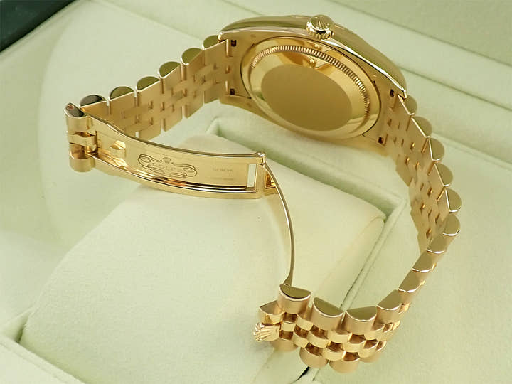 Rolex Datejust &lt;Box and Others&gt;