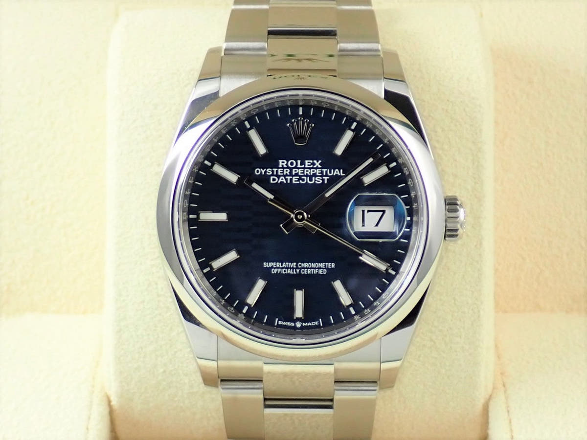 ロレックス デイトジャスト36 Ref.126200 ブルーフルーテッド文字盤 未使用 8543UJYJ