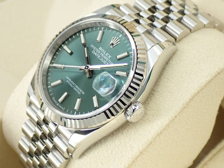 ロレックス デイトジャスト36 Ref.126234 ステンレススチール/ホワイトゴールド ミントグリーン文字盤 ジュビリーブレスレット 未使用 S0L7L3M9