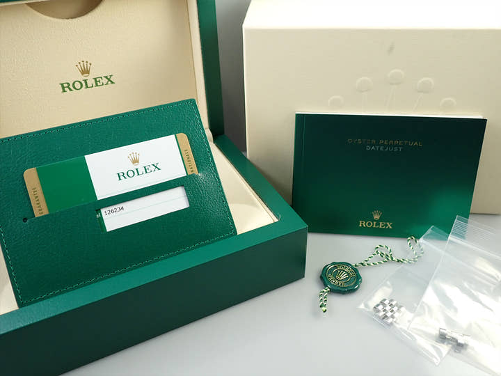 ロレックス デイトジャスト36 Ref.126234 ステンレススチール/ホワイトゴールド グリーンパーム文字盤 ジュビリーブレスレット 中古 4X5LJ7Y6