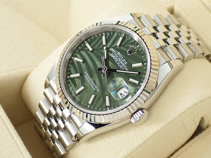 ロレックス デイトジャスト36 Ref.126234 ステンレススチール/ホワイトゴールド グリーンパーム文字盤 ジュビリーブレスレット 美品 HH56TAWS