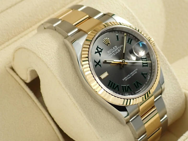 ロレックス デイトジャスト36 Ref.126233 ステンレススチール/イエローゴールド スレートローマン文字盤 オイスターブレスレット