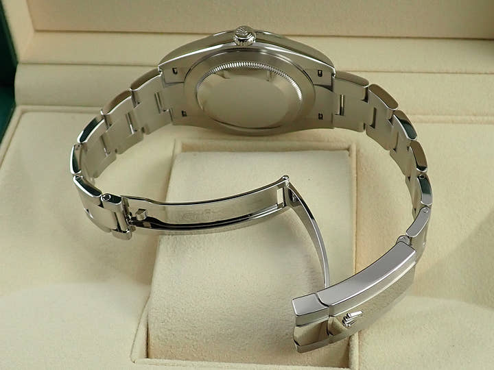 ロレックス デイトジャスト41 Ref.126300 ステンレススチール スレートローマン文字盤 オイスターブレスレット