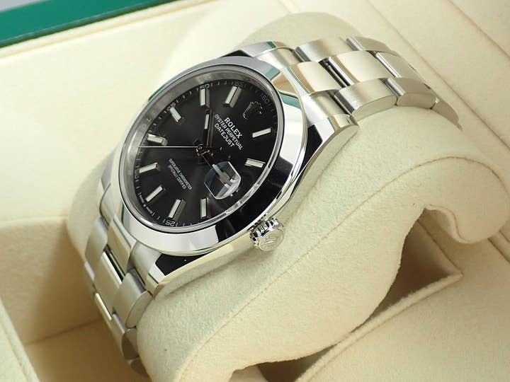 ロレックス デイトジャスト41 Ref.126300 ステンレススチール スレートローマン文字盤 オイスターブレスレット
