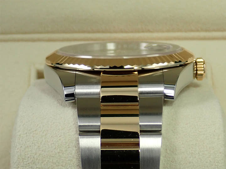 ロレックス デイトジャスト41 Ref.126333 ステンレススチール/イエローゴールド スレートローマン文字盤 オイスターブレスレット