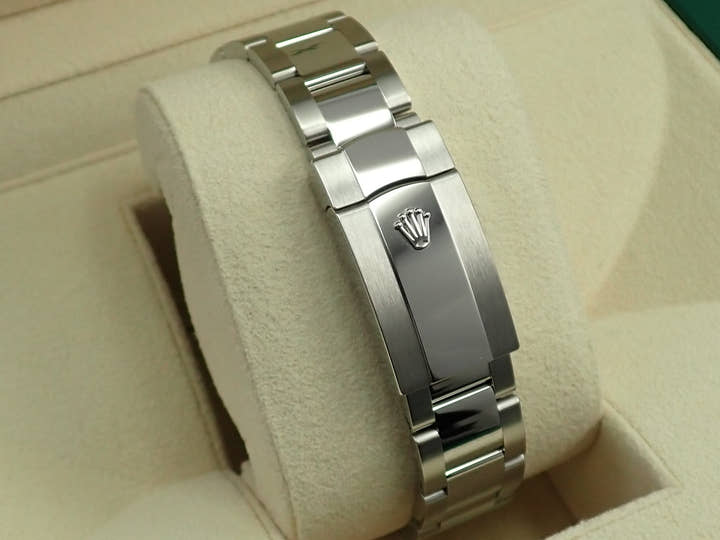 ロレックス デイトジャスト41 Ref.126334 ステンレススチール/ホワイトゴールド スレートローマン文字盤 オイスターブレスレット