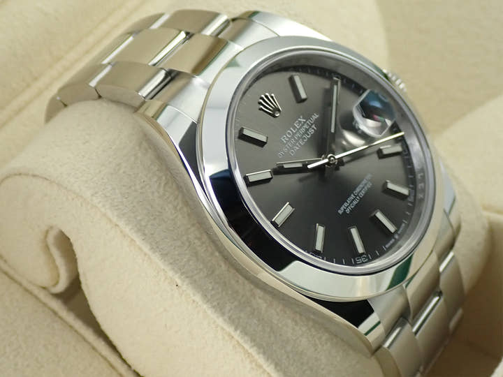 ロレックス デイトジャスト41 Ref.126300 ステンレススチール スレートローマン文字盤 オイスターブレスレット