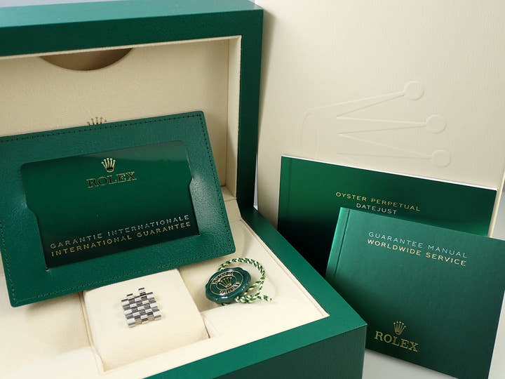 ロレックス デイトジャスト41 Ref.126334 ステンレススチール/ホワイトゴールド ホワイト文字盤 ジュビリーブレスレット 未使用 MMP2H1LR
