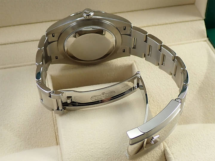 ロレックス デイトジャスト41 Ref.126334 ステンレススチール/ホワイトゴールド ブラック文字盤 オイスターブレスレット