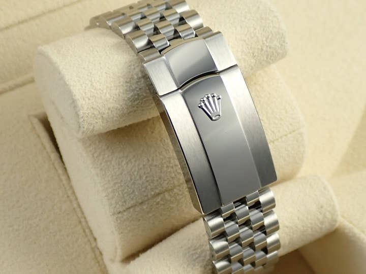 ロレックス デイトジャスト41 Ref.126334 ステンレススチール/ホワイトゴールド ミントグリーン文字盤 ジュビリーブレスレット